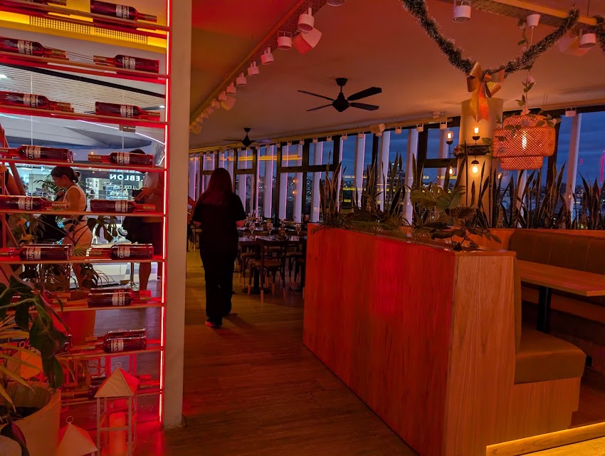 Negroni Bistro & Sushi Bar