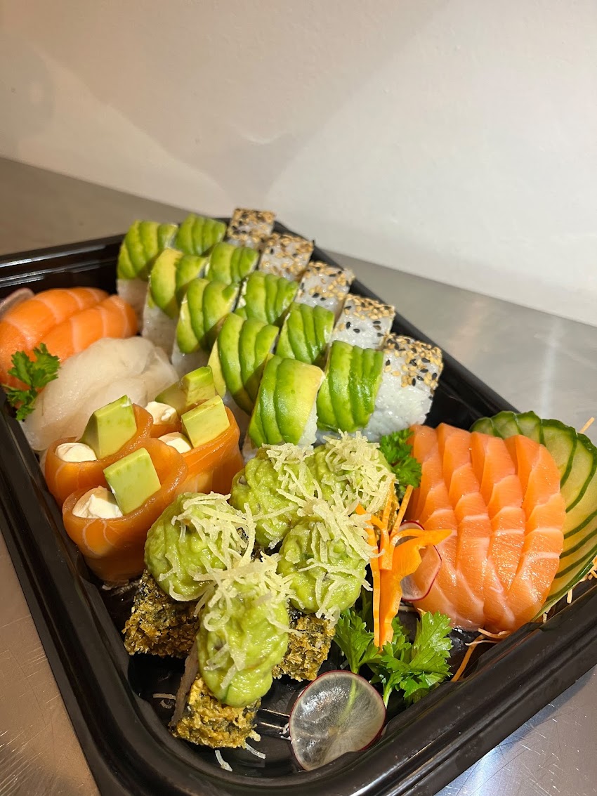 Sakura Nikkei Sushi
