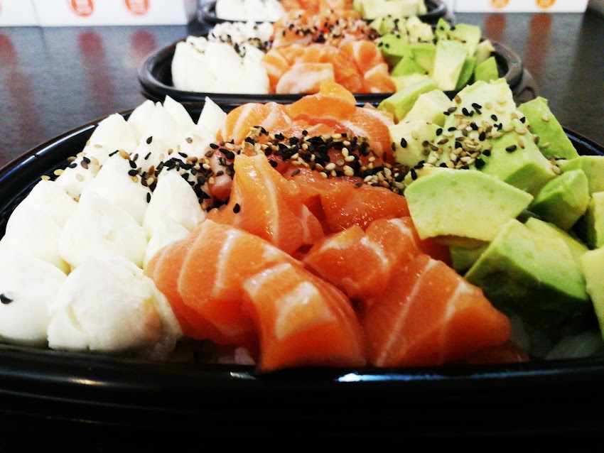 Wakusei Sushi Delivery