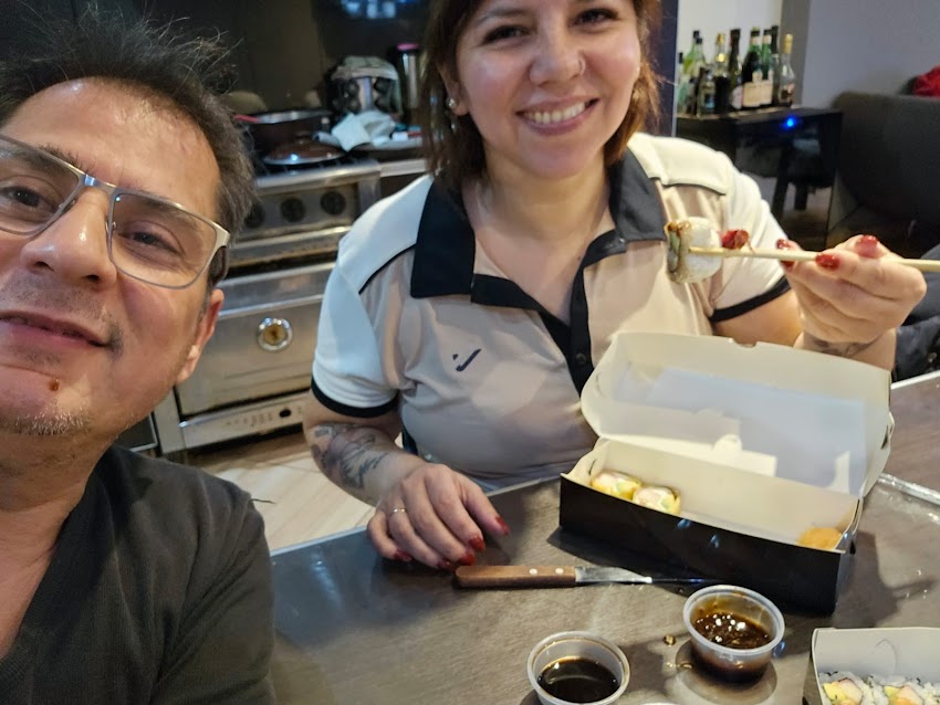 HØFU SUSHI