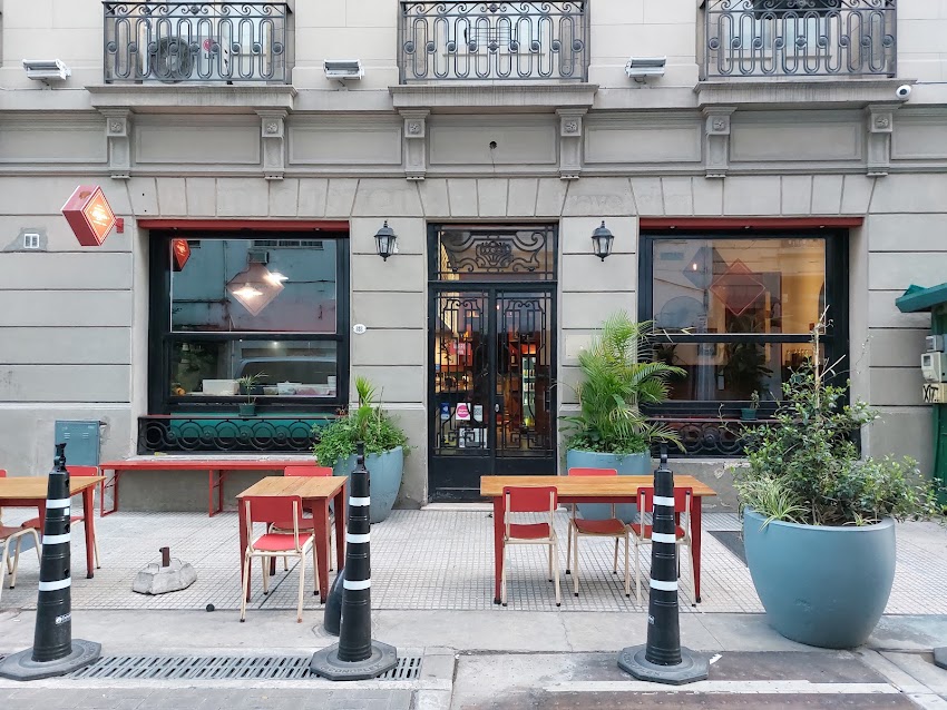 Saigón Noodle Bar