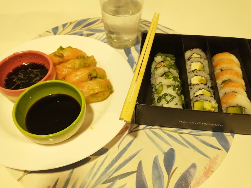 Fabric Sushi (Flores)