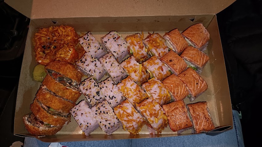 Kibo Sushi & Wok