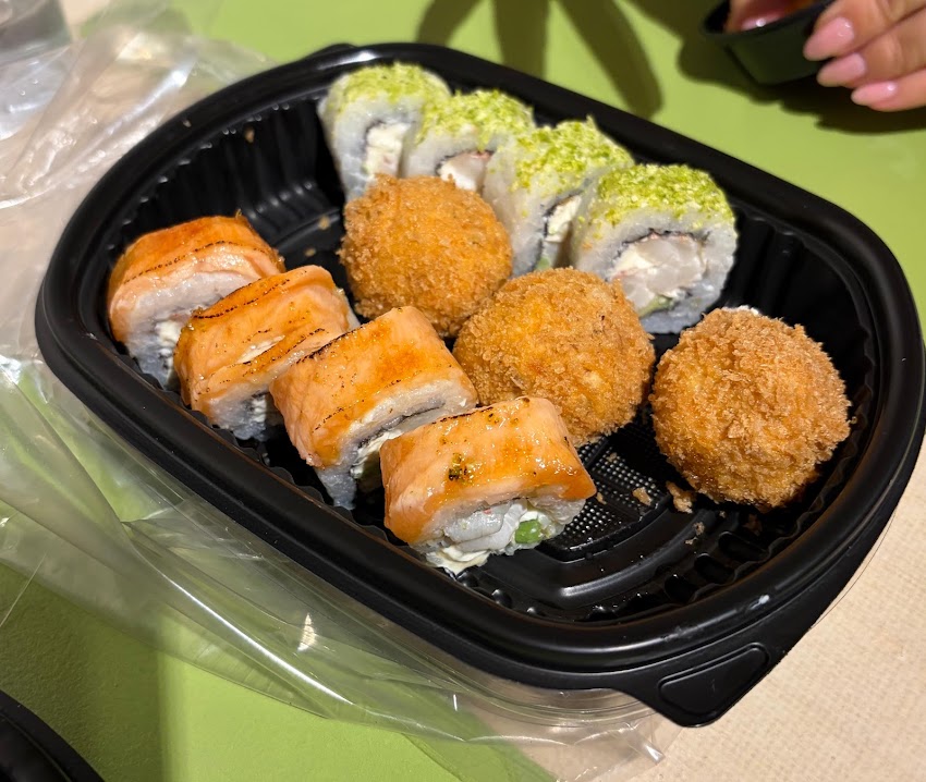 Uzuki Sushi