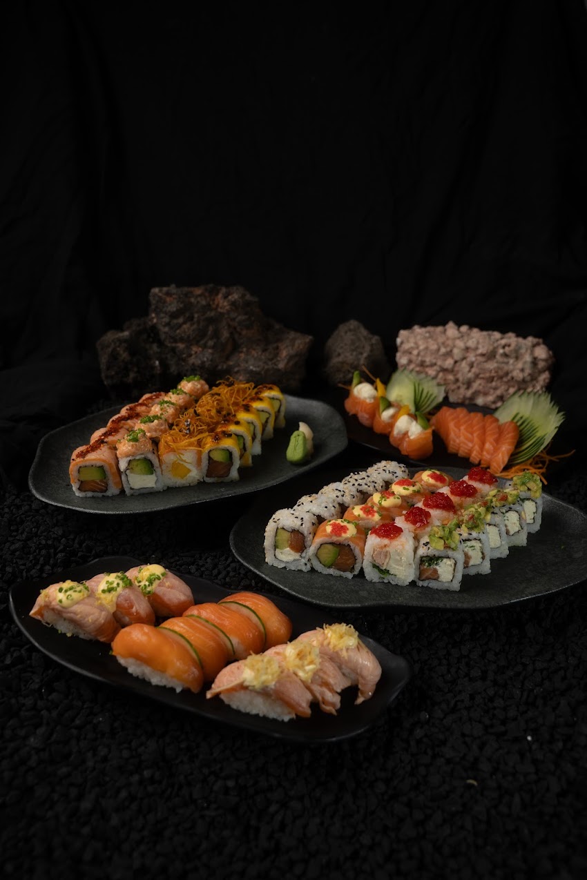 Cerros de las Rosas – Jiro Sushi
