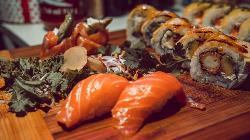 DragonRollSushi