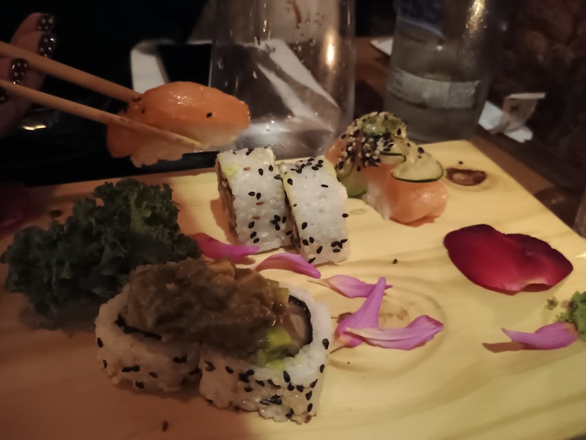 Hieis Sushi Club