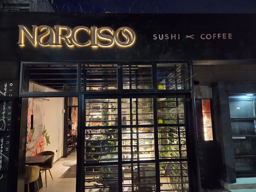 Narciso Sushi & Coffee