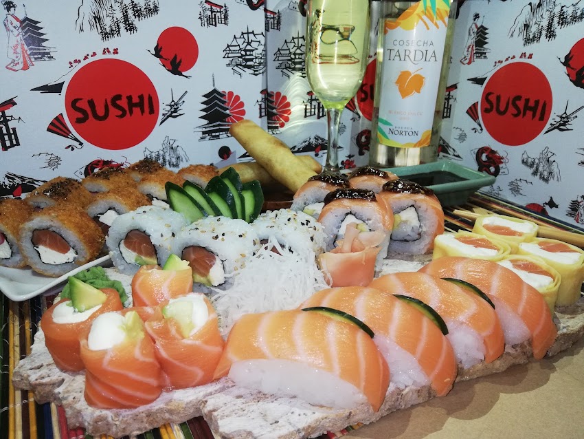 Kiury Sushi Bosques