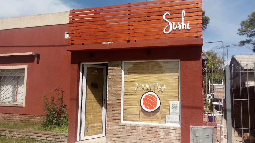 Niguiri roll sushi