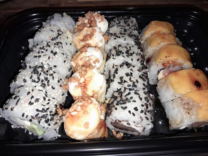 MURA Sushi and Wok Villa Elisa