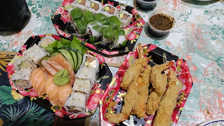 Sushi & Beach